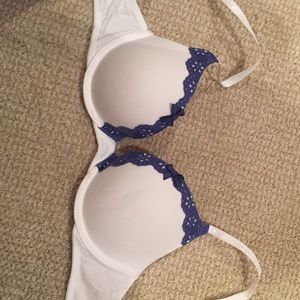 Victoria Secret push up bra