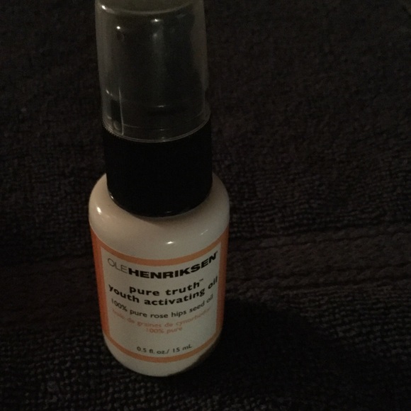 Ole Henriksen pure truth youth activating oil