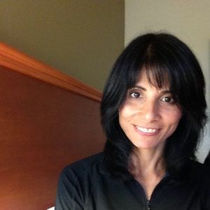 Meet your Posher, Khai