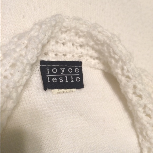 Joyce Leslie off the shoulder sweater - Picture 2 of 2