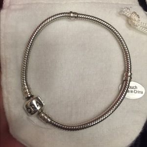 Genuine Pandora 6.7 in bracelet