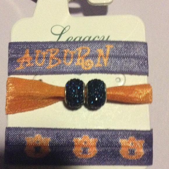 A bracelet  and hair scrunch is for Auburn Tigers - Picture 4 of 4