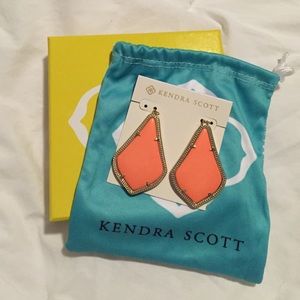 Alexandra Earrings in Salmon