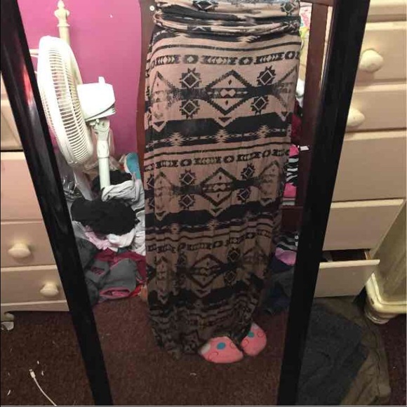 Maxi skirt