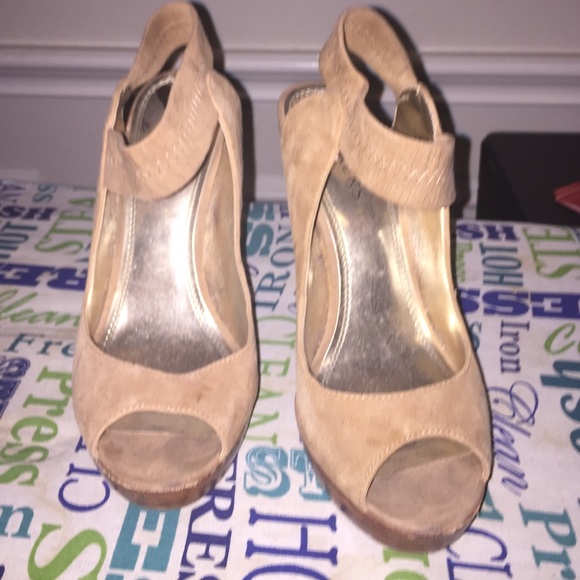 Beige pumps
