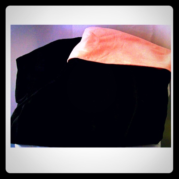 NWT Peach & Black Yoga Pants
