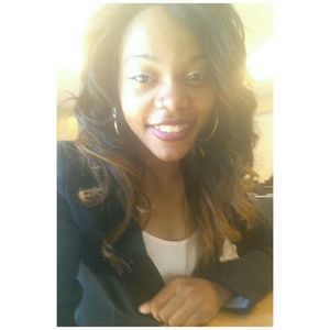 Meet your Posher, Marielle