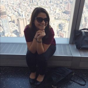 Meet your Posher, Alyssa