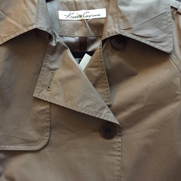 Kenneth Cole Cropped Trench Jacket - Picture 4 of 4