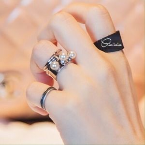 🌸WOW! -FIVE SETS LEFT🌸