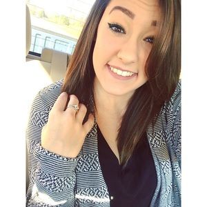 Meet your Posher, Nikki