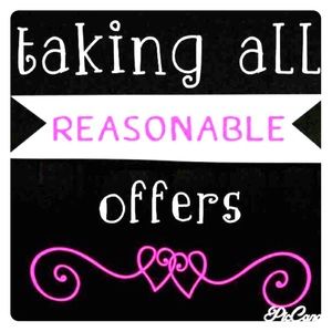 🚨ACCEPTING REASONABLE OFFERS NOW!!!! 🚨