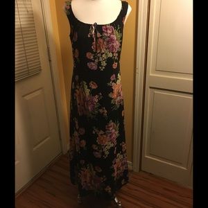 SOLD-Easy Throw On Dress