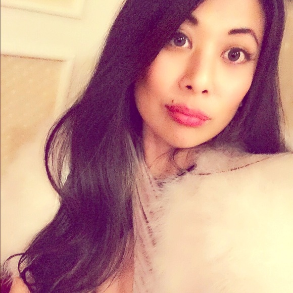 Meet Your Posher, Sinta - Picture 1 of 1