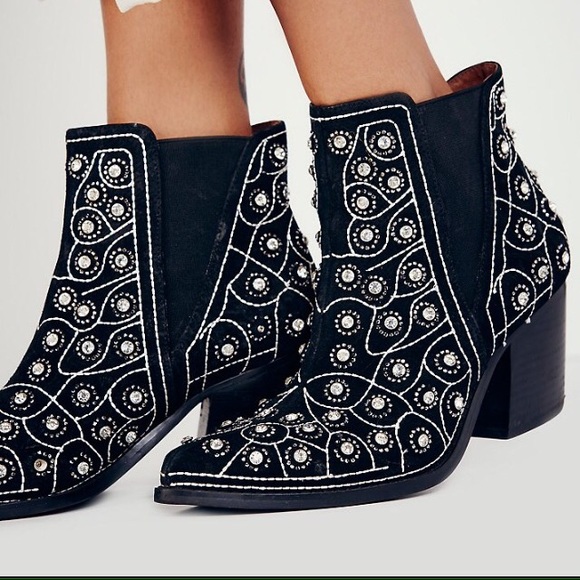 (Reserved)After Dark Boot by Jeffrey Campbell - Picture 2 of 4