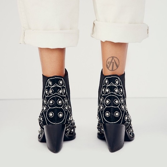 (Reserved)After Dark Boot by Jeffrey Campbell - Picture 4 of 4