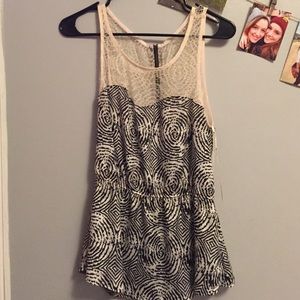 Patterned/lace forever21 blouse