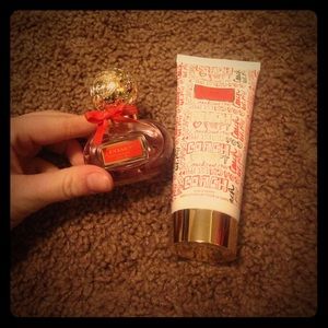 Coach Poppy perfume