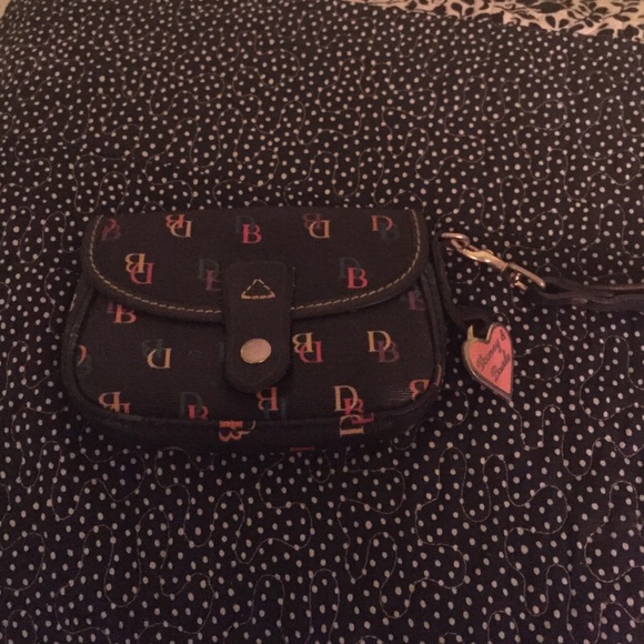 Dooney & Bourke wristlet
