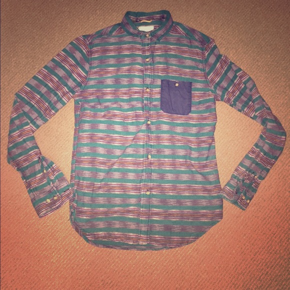 Men's Long-Sleeve Button Down Shirt