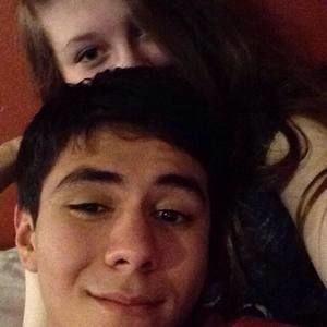 Meet your Posher, Kiya