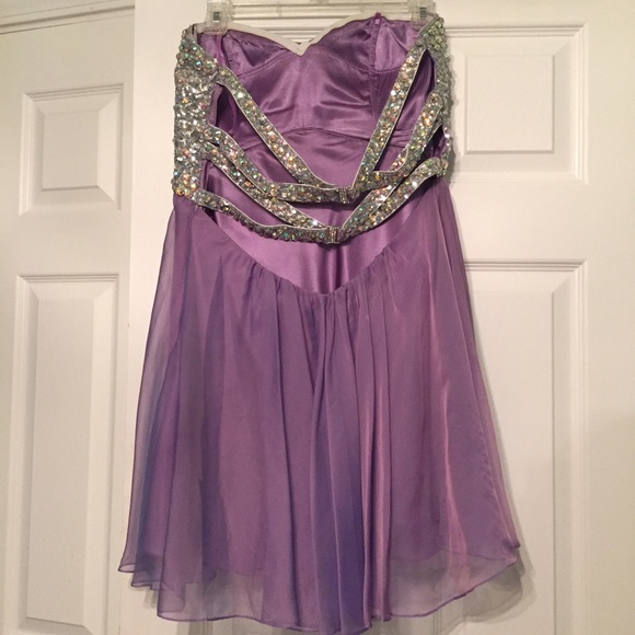 La Femme formal dress - Picture 3 of 4