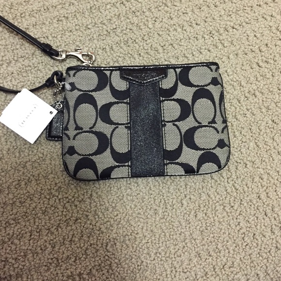 Coach Wristlet - Picture 1 of 4