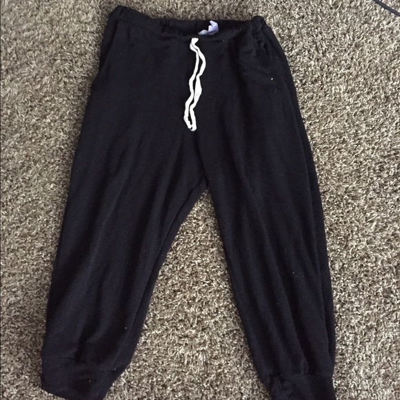 sweatpant capri