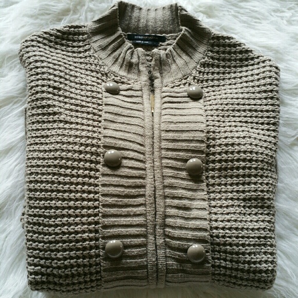BCBGMaxAzria Sweaters - 💞SALE💞 BCBGMAXAZRIA Tan Sweater