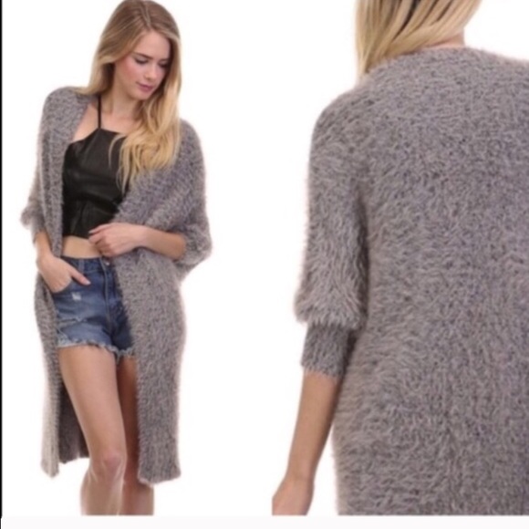 ❗️LAST ONE❗️✨COZY GREY/ROSE FUZZY CARDIGAN ✨ - Picture 2 of 2