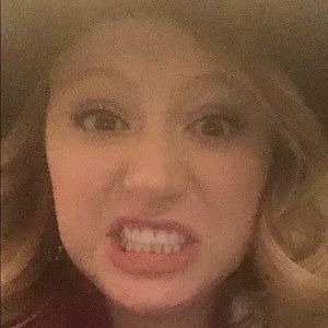 Meet your Posher, Aimee