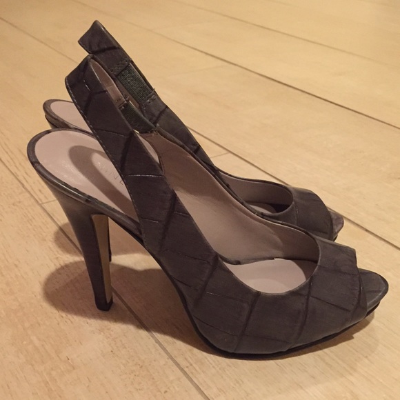 Nine West Peep Toe Pumps💚 - Picture 3 of 4