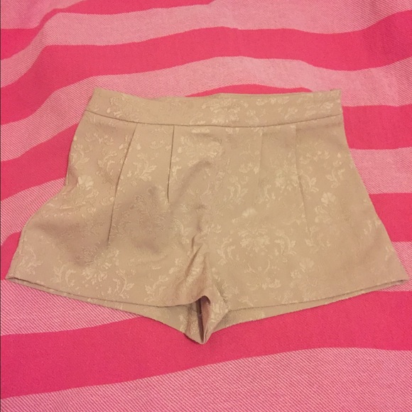 Forever 21 shorts ✨