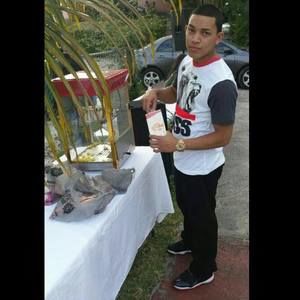 Meet your Posher, Roberto