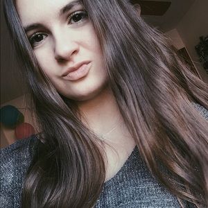 Meet your Posher, Tayla