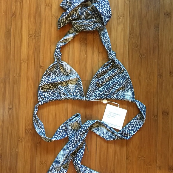 🐳S O L D🐳 to friend AcaciaPlumeria top in snake - Picture 3 of 4