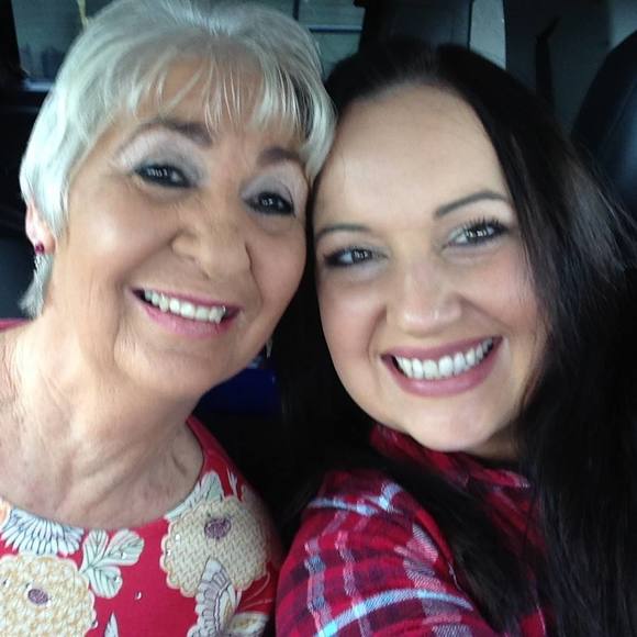 Meet your Posher, Amanda - Picture 1 of 1