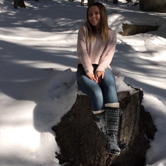 Meet your Posher, Skylar - Picture 1 of 1