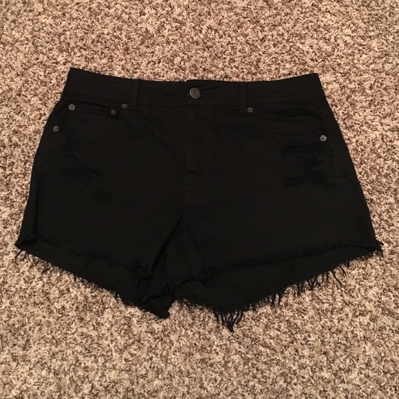 American Eagle Black Denim Shorts!