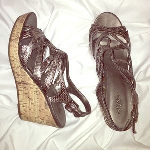 Kelly & Katie Wedges