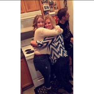 Meet your Posher, Marissa