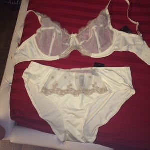 Matching bra and pantie set
