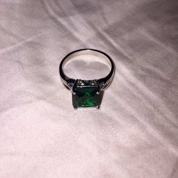 Over sized green gem stone ring