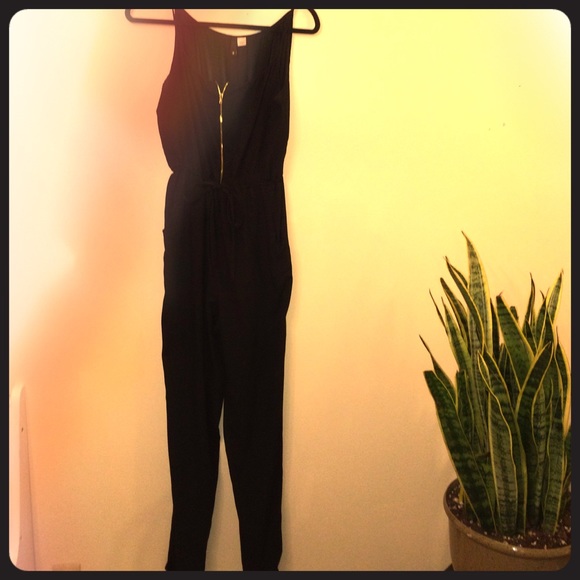 Zara Pants - Zara inspired H&M romper❤️