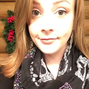 Meet your Posher, Molly