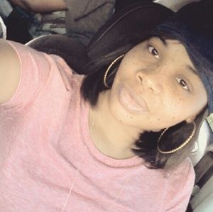 Meet your Posher, Jo