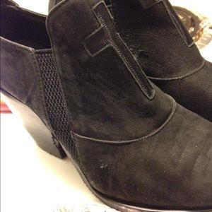 ❌sold❌Confession boot damage Details