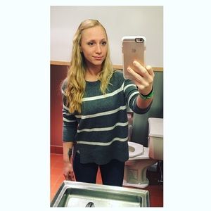 Meet your Posher, Rachel