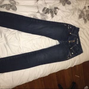 Booty lifter +High waisted jeans