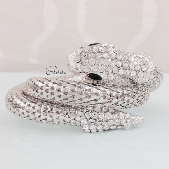 🐍BRACELET THREE LEFT 🐍
